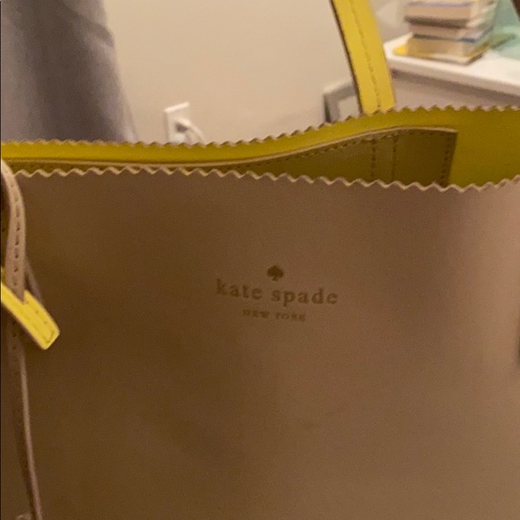 Kate Spade large tote - Picture 2 of 4